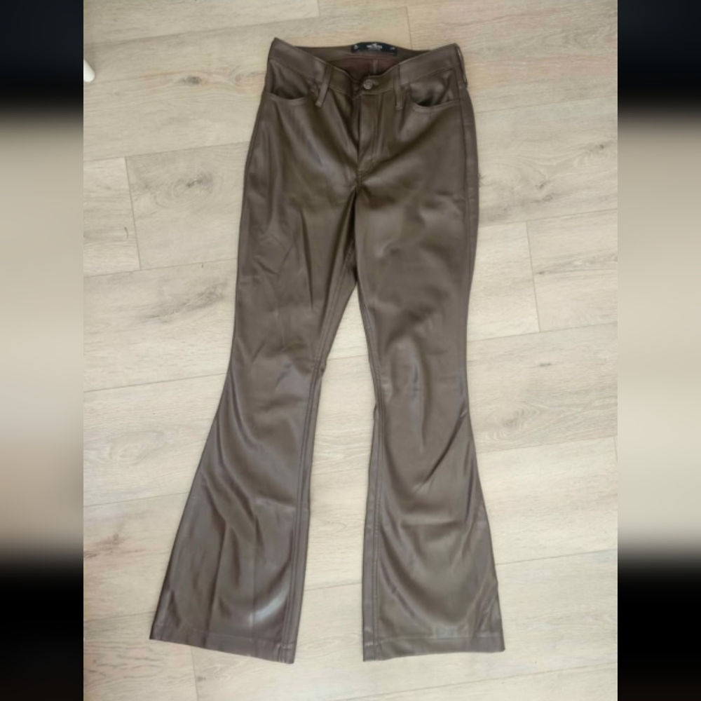 Hollister High Rise Chocolate Flare Pants Size 26